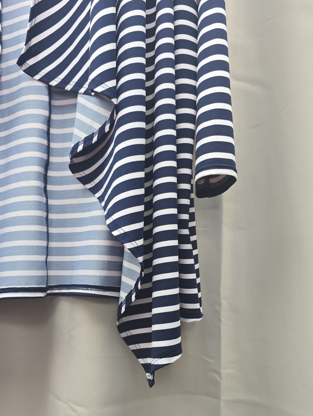 Lands' End Navy and Light Blue Striped Open Cardigan Size XL - Picture 3 of 7